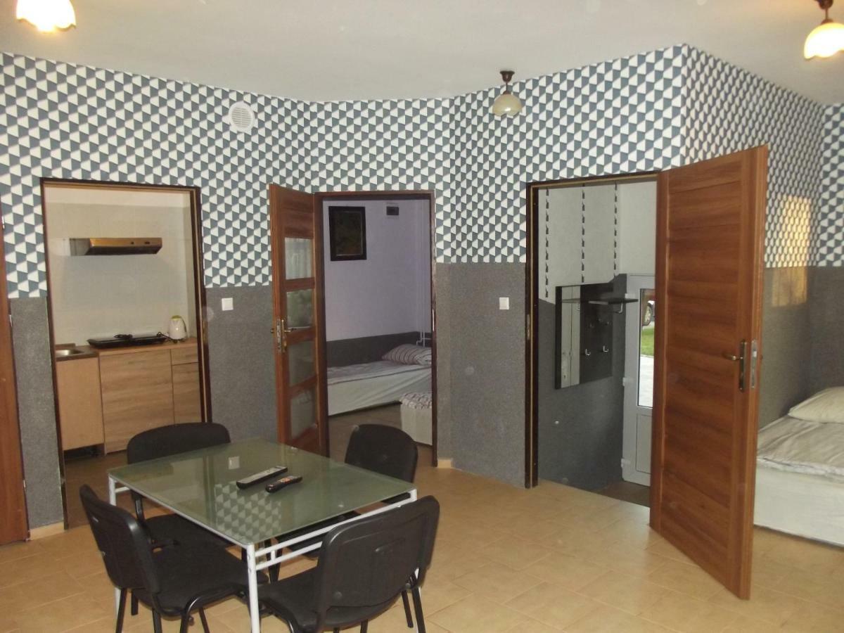42 Privatunterkunft *